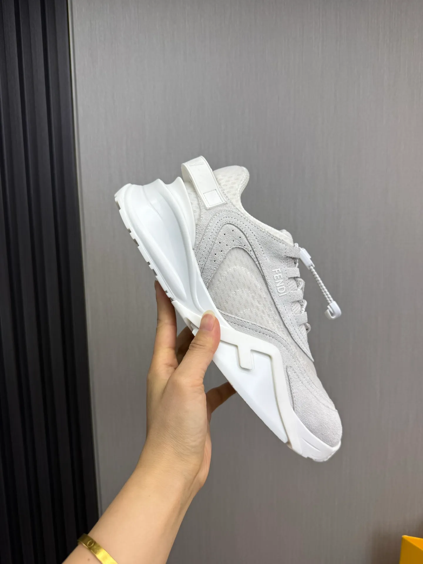 Men's men's shoes 💰560💰 Fendi [Fendi] hot style is on the market 🔥Fashionable casual men's shoes 🔱 Made of original brand fly knit fabric. Original cowhide + breathable mesh lining + sheepskin feet. Perfect shape and top quality, you deserve it 🔜Original rubber outsole, ultra-light, non-slip and wear-resistant 👣 Standard size 38-44